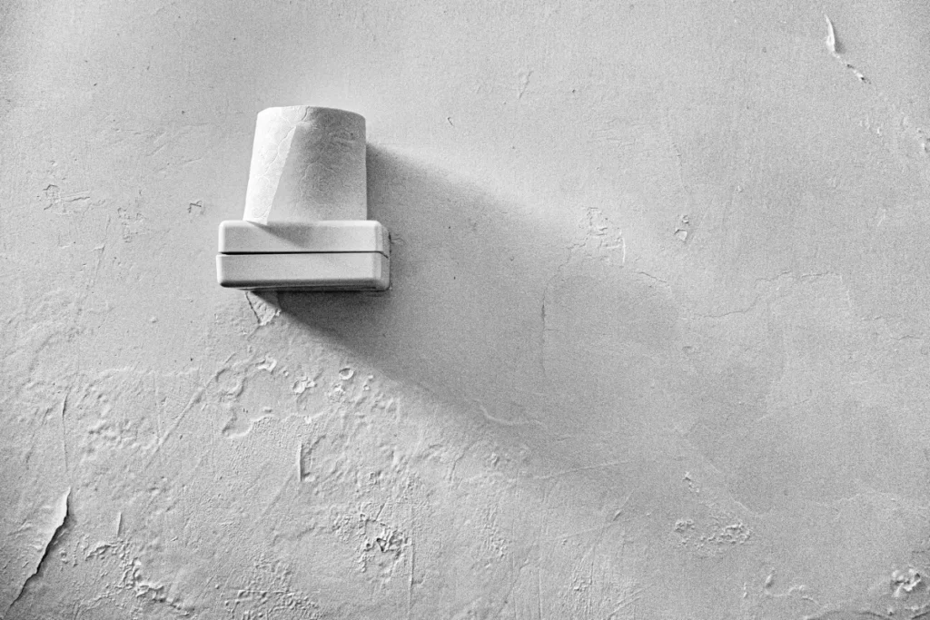 Kalkputz im Badezimmer: Alternative zu Fliesen und klassischer Wandfarbe?